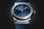 Hublot Classic Fusion Titanium Blue 542.NX.7170.RX - cassa titanio - cinturino caucciù blu - quadrante blu con datario