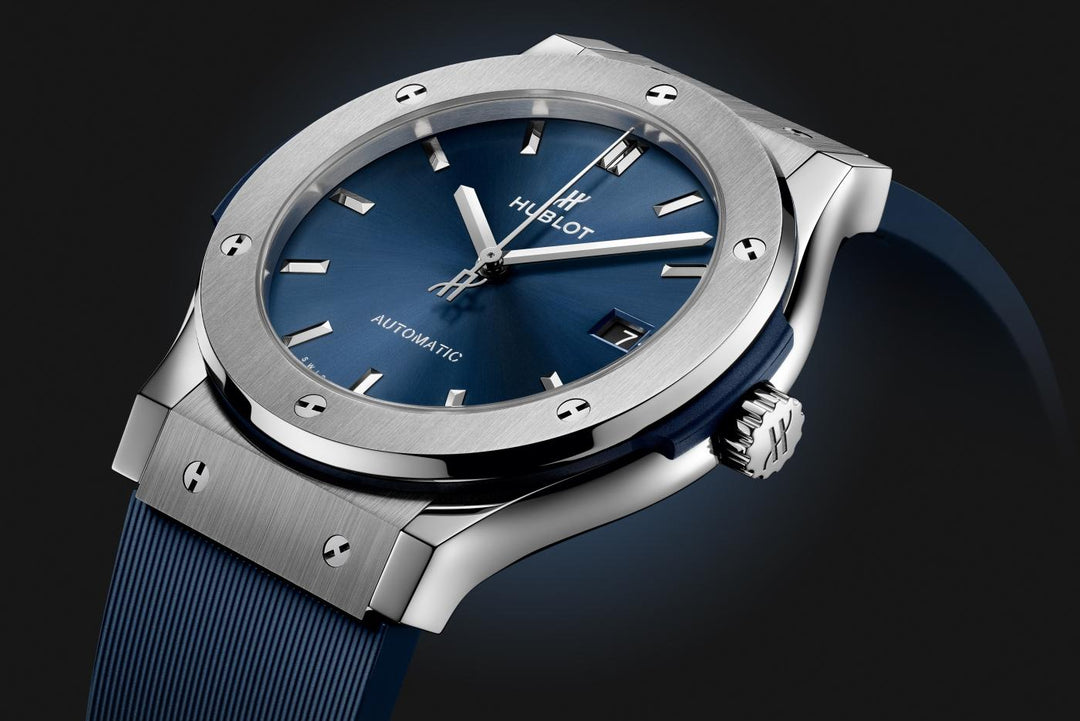 Hublot Classic Fusion Titanium Blue 511.NX.7170.RX - cinturino gomma blu - cassa e lunetta in titanio - quadrante blu con datario