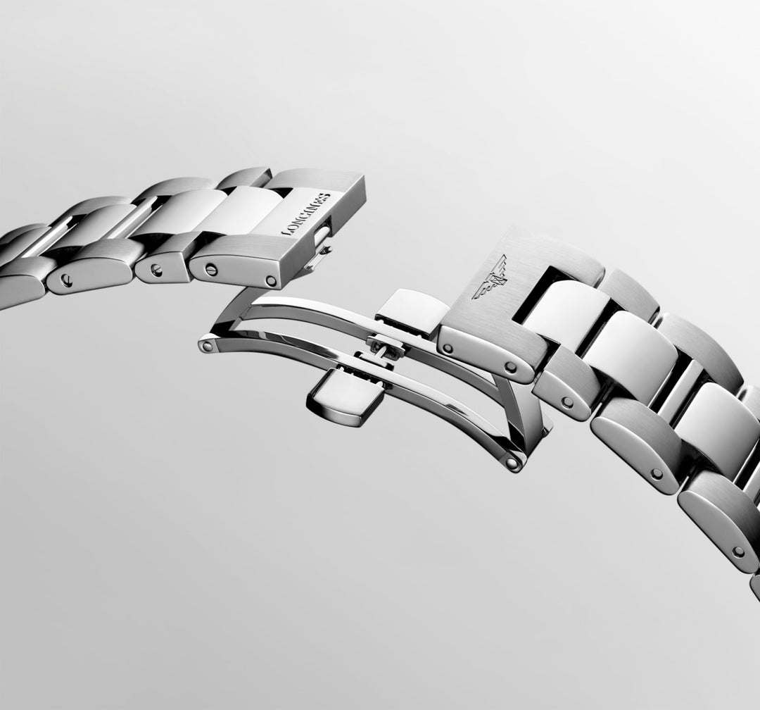 Longines Conquest  L3.759.4.58.6 - cassa e bracciale acciaio - quadrante nero con datario