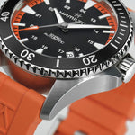 Load image into Gallery viewer, Khaki Navy Scuba Auto
