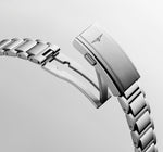 Load image into Gallery viewer, Longines Hydroconquest 39mm L3.779.4.06.6 - bracciale e chiusura