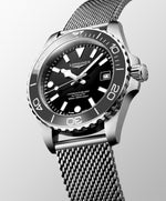 Load image into Gallery viewer, Longines Hydroconquest 39mm L3.779.4.70.6 - bracciale e cassa acciaio - quadrante nero laccato lucido con datario - ghiera grigia