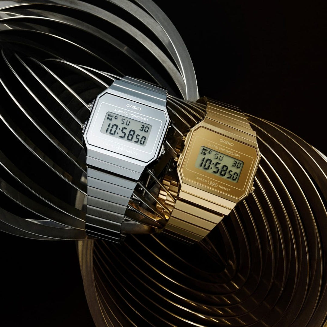 Casio Iconic A700WEV-7AEF - cassa resina grigia - cinturino acciaio - quadrante digitale