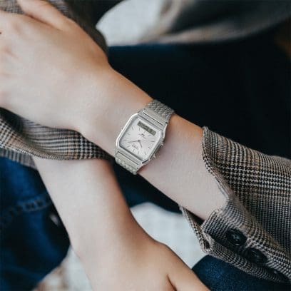 Casio Edgy AQ-230EM-7AEF - bracciale acciaio - cassa grigia in resina e quadrante argento - polso