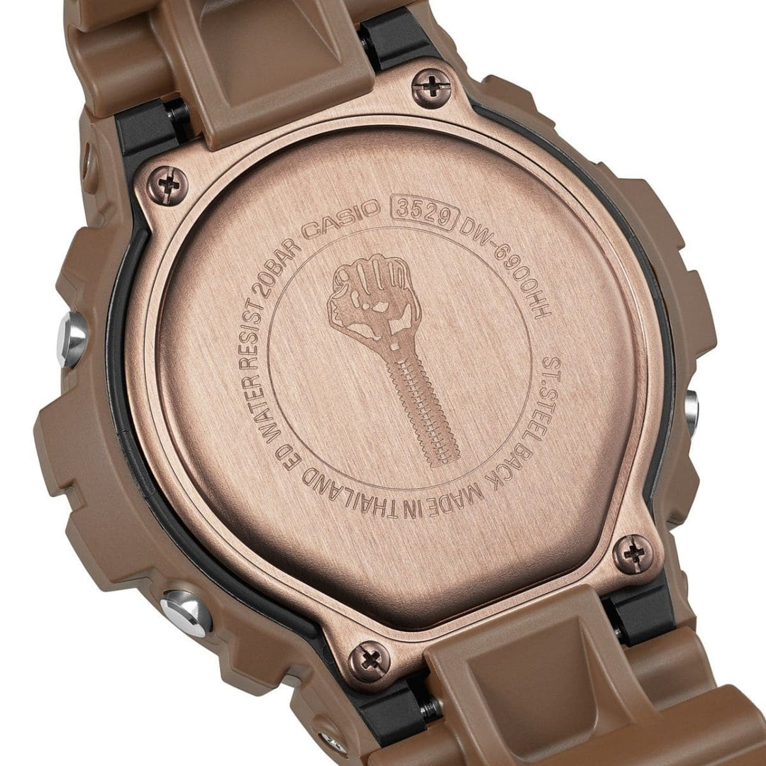 Casio G-shock x Hardies NYC DW-6900HH-5ER - cinturino, cassa e quadrante marroni con dettagli rosa -fondello