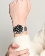 Load image into Gallery viewer, Longines Spirit Zulu Time 39mm L3.802.4.53.6 - cassa e bracciale acciaio - quadrante nero con funzione GMT - polso