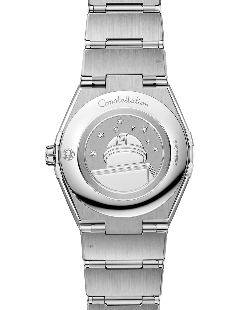 Cassa in acciaio inox da 36 mm dell’Omega Constellation con bracciale integrato in acciaio e chiusura a farfalla