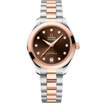 Load image into Gallery viewer, Quadrante madreperla bianca naturale con indici applicati e datario a finestrella a ore 6 dell’Omega Seamaster Aqua Terra 30 mm modello 220.20.30.20.63.001.
