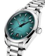 Load image into Gallery viewer, Bracciale in acciaio inox lucido e spazzolato con maglie arrotondate e chiusura déployante a farfalla dell’Omega Seamaster Aqua Terra 38 mm modello 220.10.38.20.03.005.
