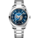 Load image into Gallery viewer, Quadrante blu guilloché con mappa del mondo e indici applicati rodiati dell’Omega Seamaster Aqua Terra 150M GMT Worldtimer 43 mm modello 220.10.43.22.03.001.
