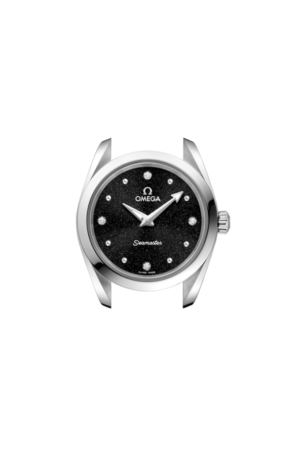 Profilo laterale della cassa in acciaio lucido e spazzolato da 28 mm con vetro zaffiro bombato antiriflesso e corona a vite Omega.