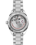 Load image into Gallery viewer, Bracciale in acciaio inox lucido e spazzolato con maglie arrotondate e chiusura déployante a farfalla dell’Omega Seamaster Aqua Terra Shades 34 mm modello 220.10.34.20.09.001 con fondello trasparente decorato a onde.
