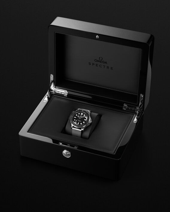 Seamaster Diver 300M Spectre Edition