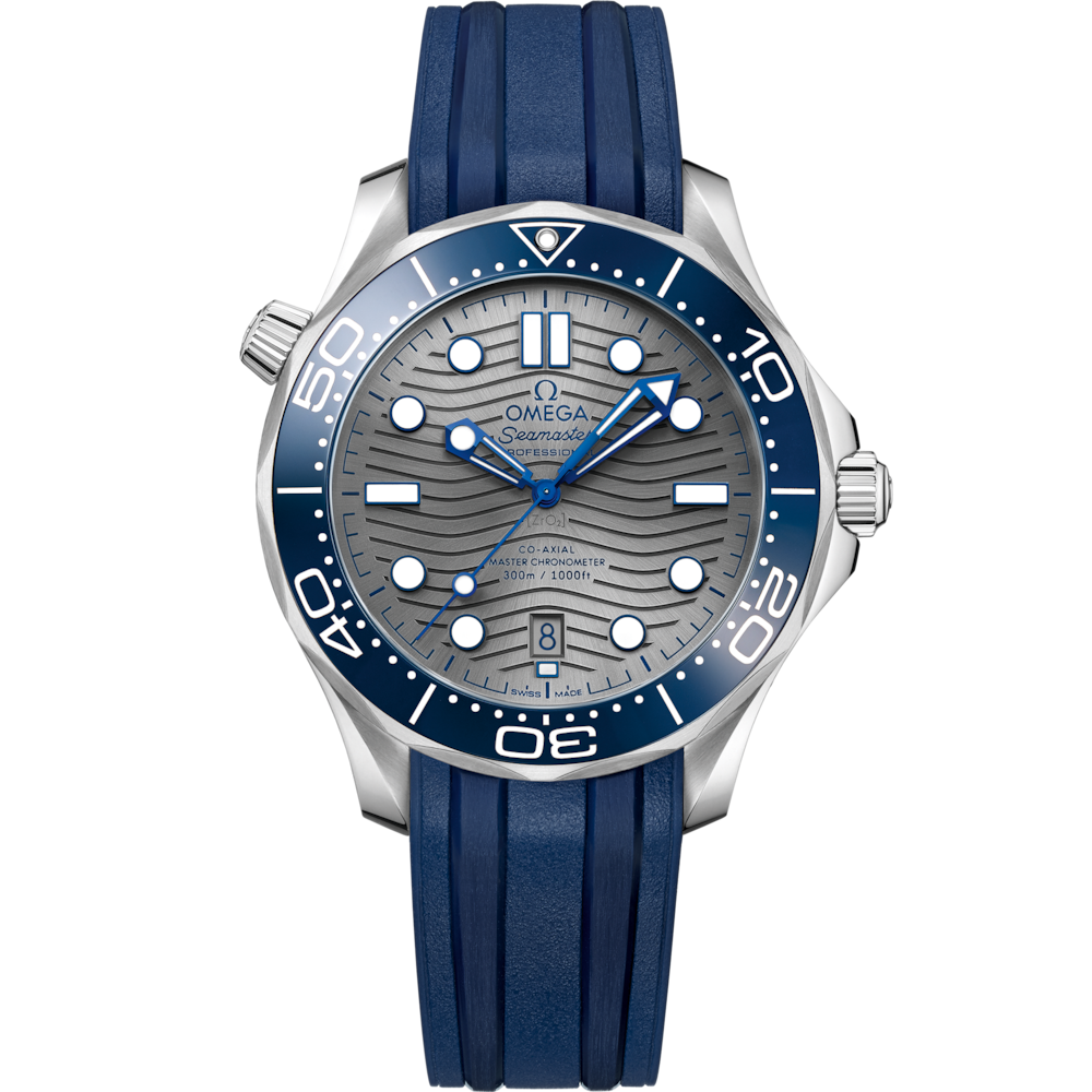 Quadrante grigio in ceramica con motivo a onde inciso al laser e datario a ore 6 dell’Omega Seamaster Diver 300M 42 mm, indici e lancette azzurrati riempiti di Super-LumiNova bianca