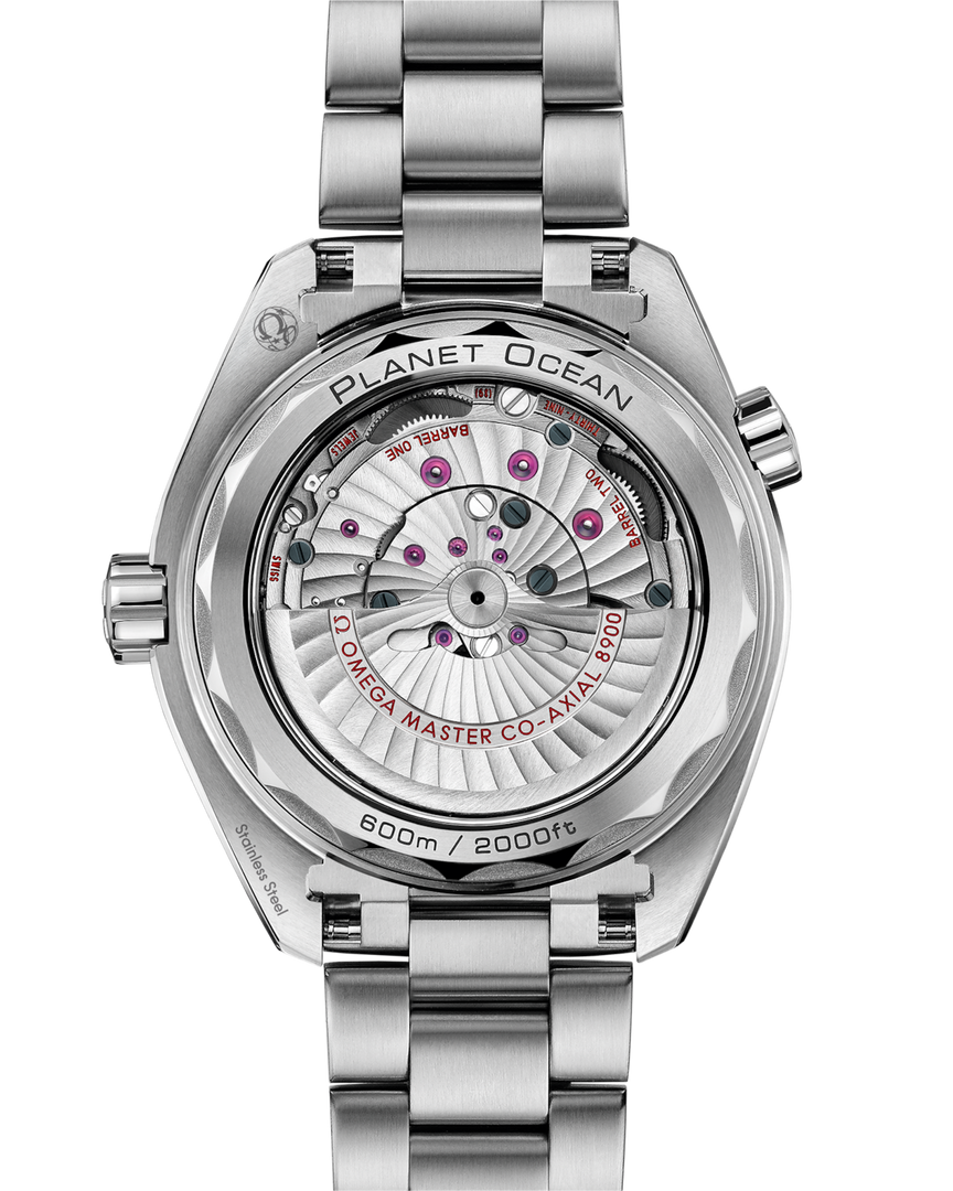 Bracciale in acciaio inox lucido e spazzolato con chiusura déployante estensibile dell’Omega Seamaster Planet Ocean 600M 43,5 mm.