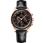 Load image into Gallery viewer, Quadrante nero con lancette stile “Moonwatch” e scala tachimetrica nera anodizzata dell’Omega Speedmaster Moonwatch Professional 42 mm 310.63.42.50.01.001.
