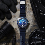 Load image into Gallery viewer, Seiko Prospex Padi SRPJ93K1 - cassa acciaio - lunetta ceramica blu - cinturino silicone blu - quadrante blu con datario