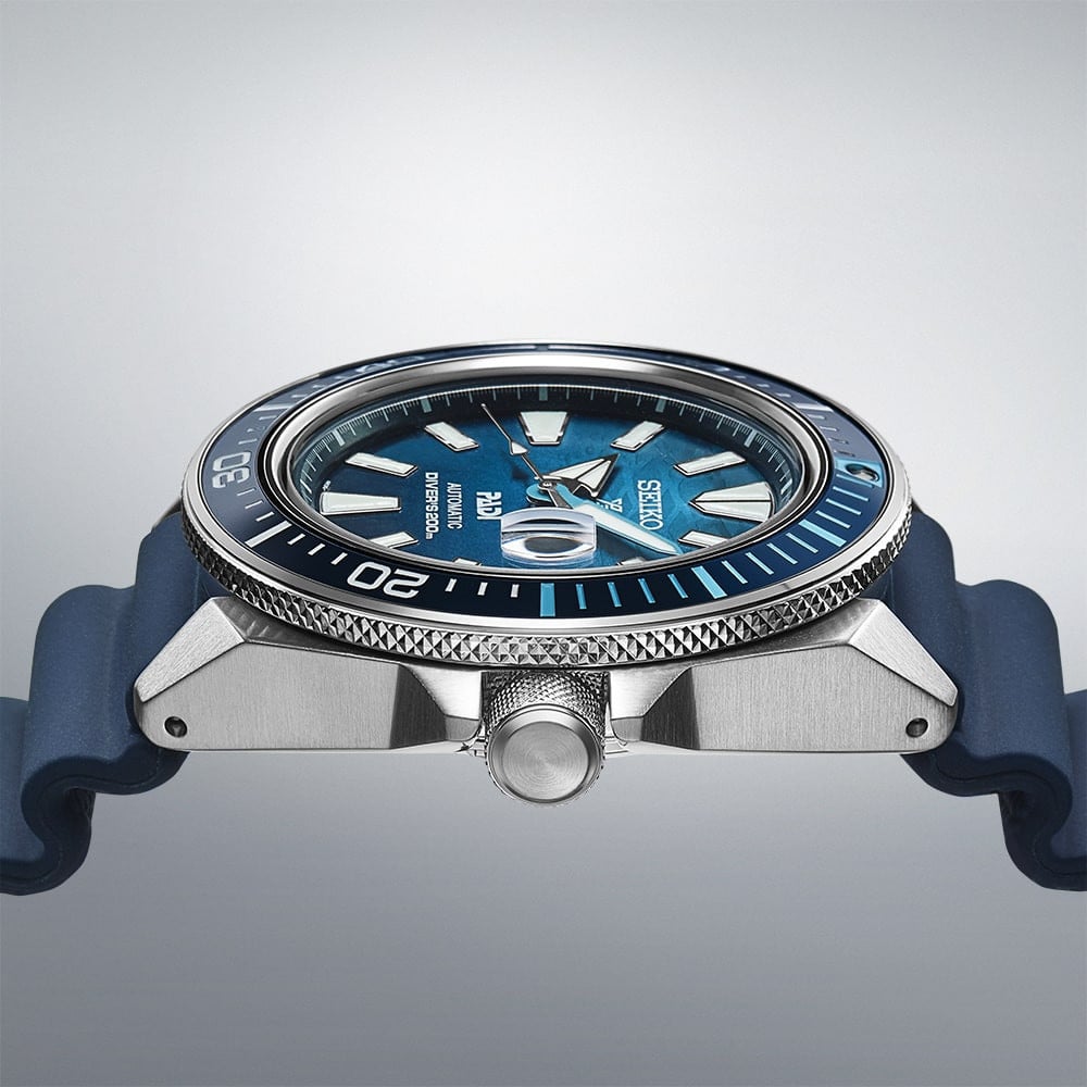 Seiko Prospex Padi SRPJ93K1 - cassa acciaio - lunetta ceramica blu - cinturino silicone blu - quadrante blu con datario
