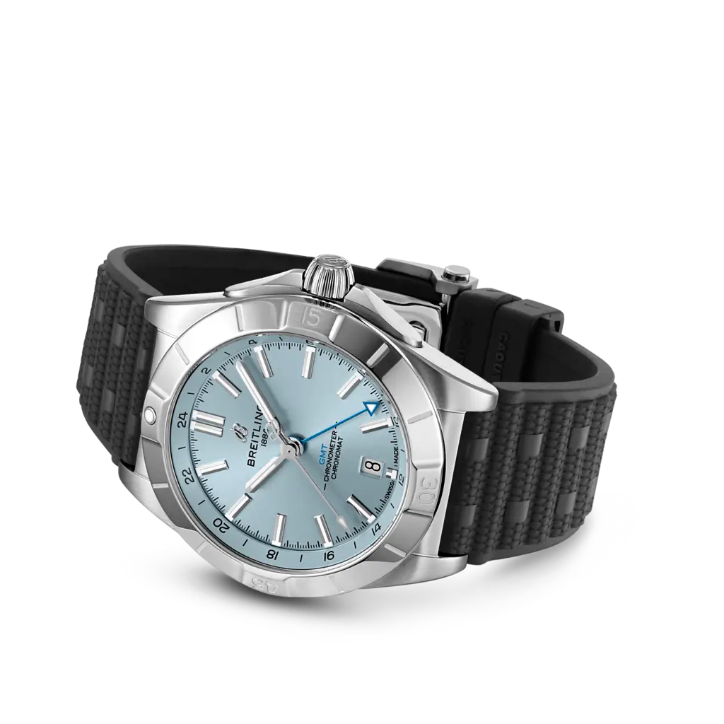 Vista laterale della cassa in acciaio e platino con vetro zaffiro bombato dell’orologio Breitling Chronomat