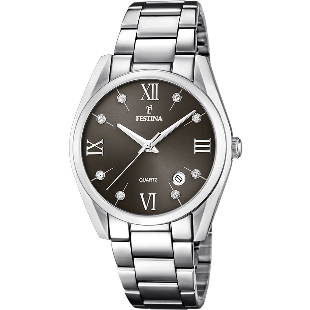 Quadrante nero sunray con indici e lancette color argento, datario tra le ore 4 e 5 e cristalli bianchi applicati dell'orologio Festina Boyfriend