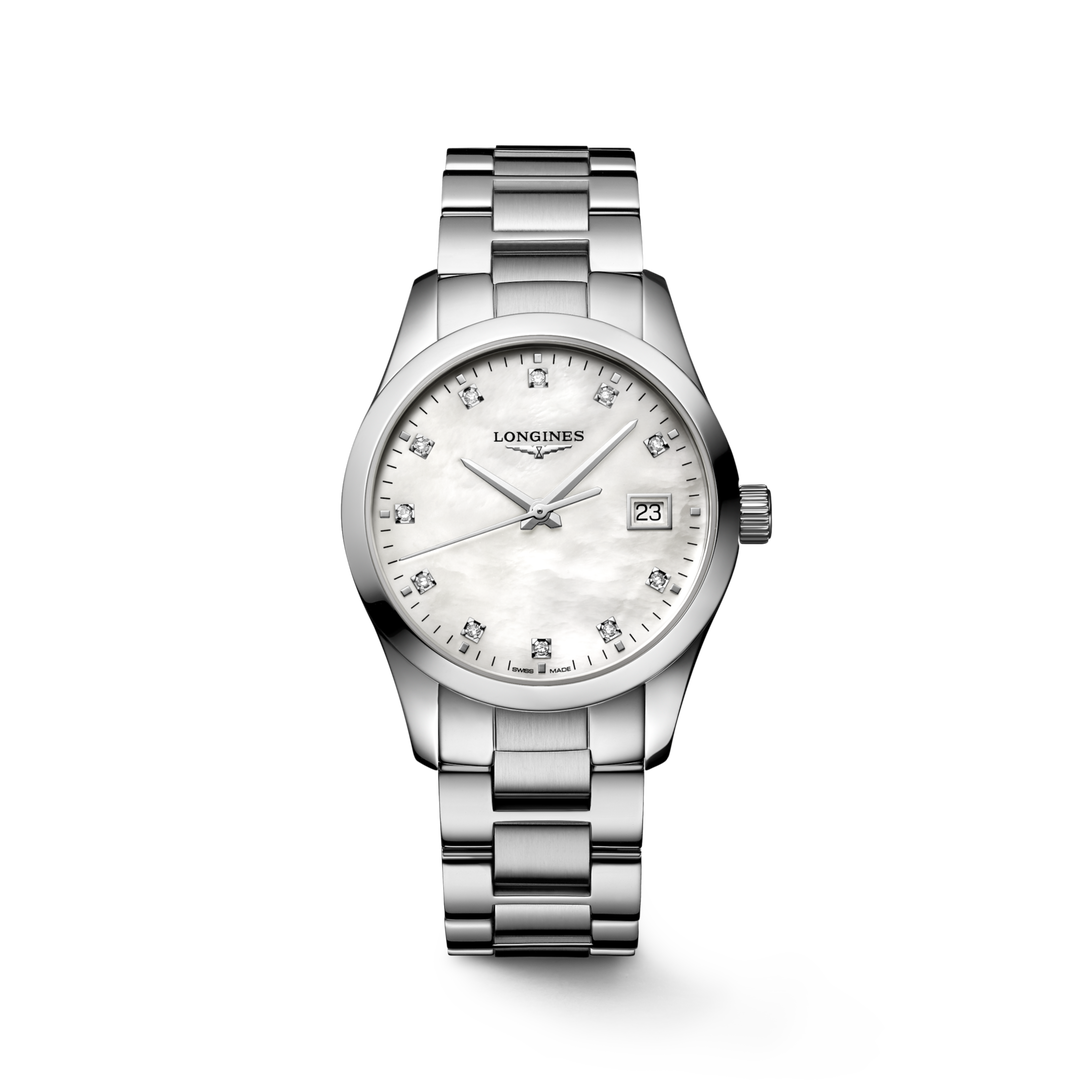 Quadrante madreperla bianca con 11 indici di diamanti Top Wesselton VS-SI incastonati e lancette argentate lucide dell'orologio Longines Conquest Classic al quarzo