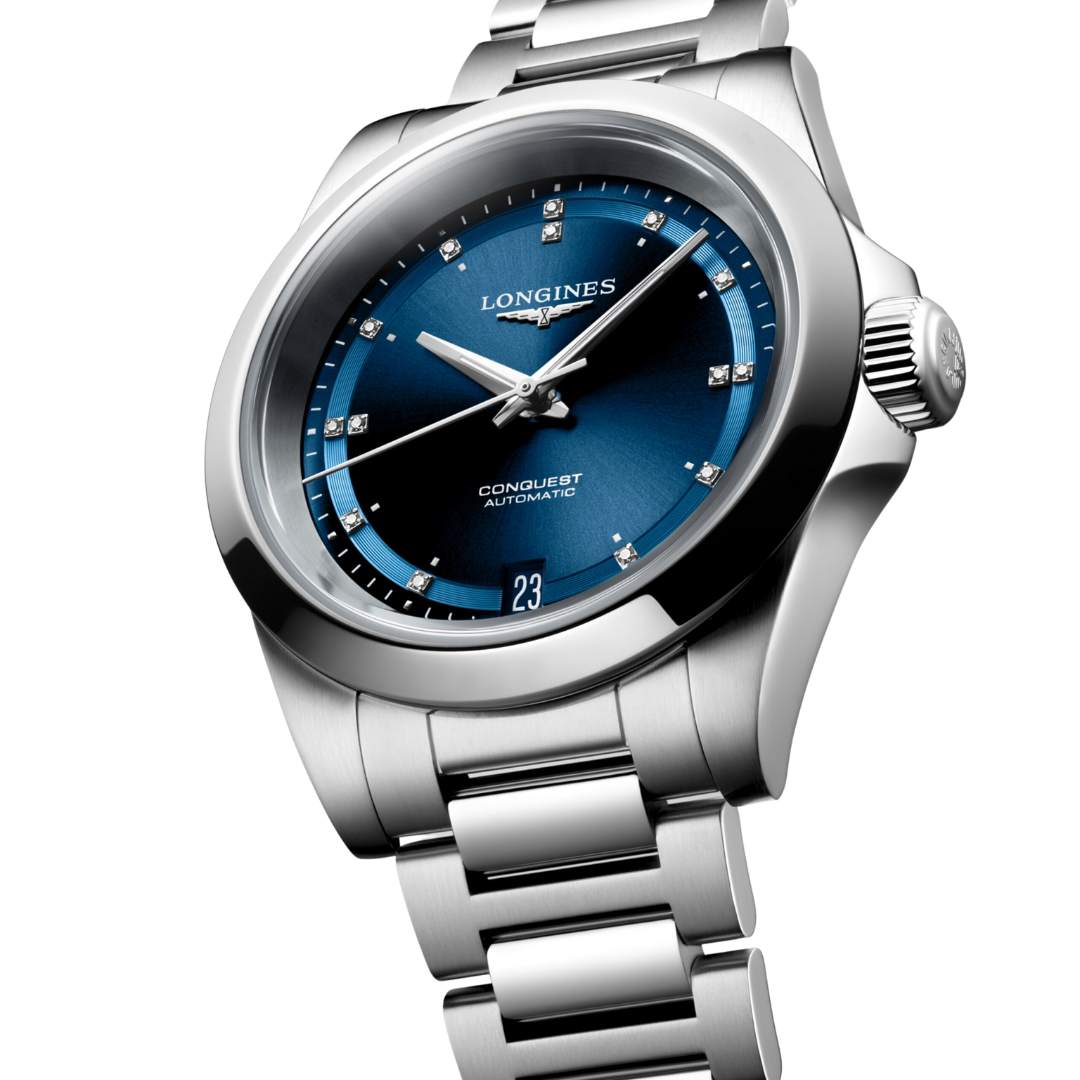 Cassa rotonda in acciaio inossidabile da 34 mm con vetro zaffiro antigraffio trattato antiriflesso e corona a vite dell'orologio Longines Conquest donna