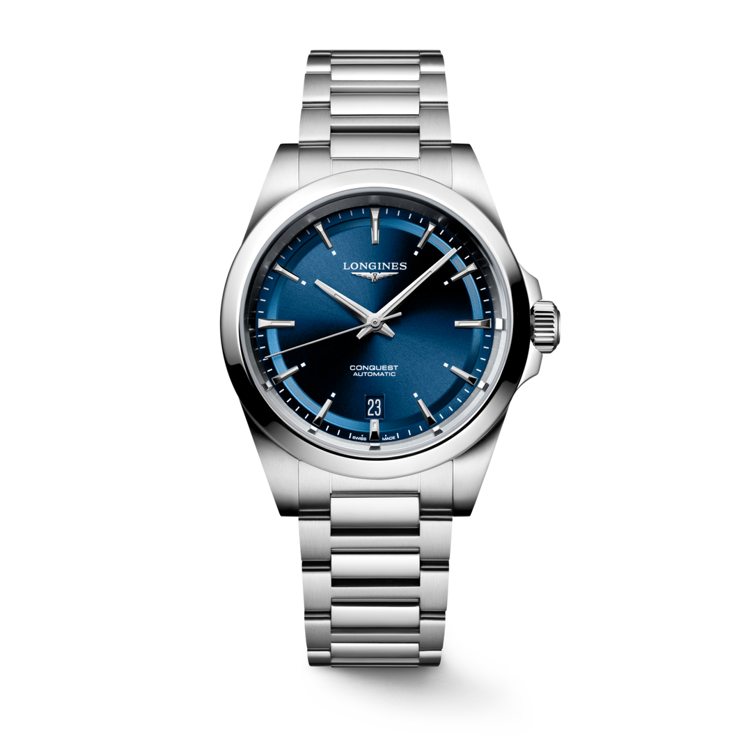 Quadrante blu a raggi di sole del Longines Conquest 38 mm con indici applicati e lancette argentate lucide trattate con Swiss Super-LumiNova